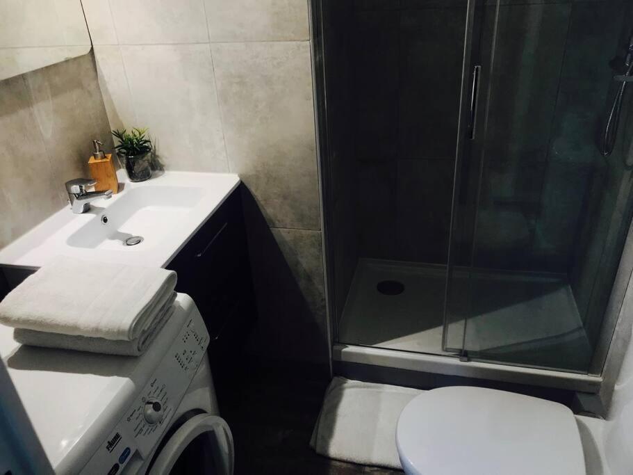 Studio Du Chateau Apartman Champs-Sur-Marne Kültér fotó